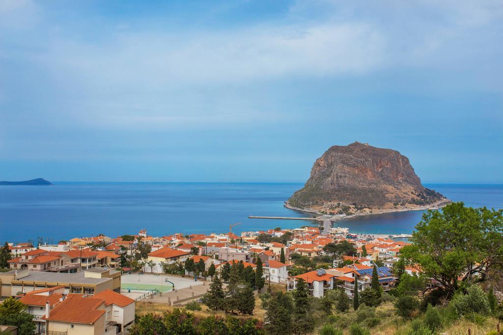 Monemvasia Green Apartments Екстер'єр фото