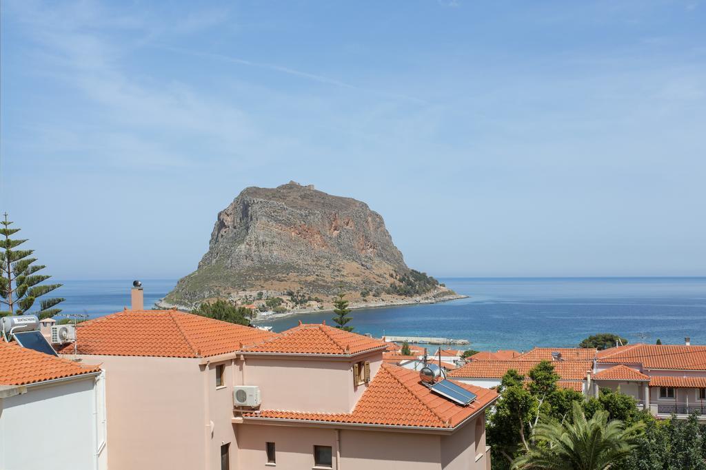 Monemvasia Green Apartments Екстер'єр фото
